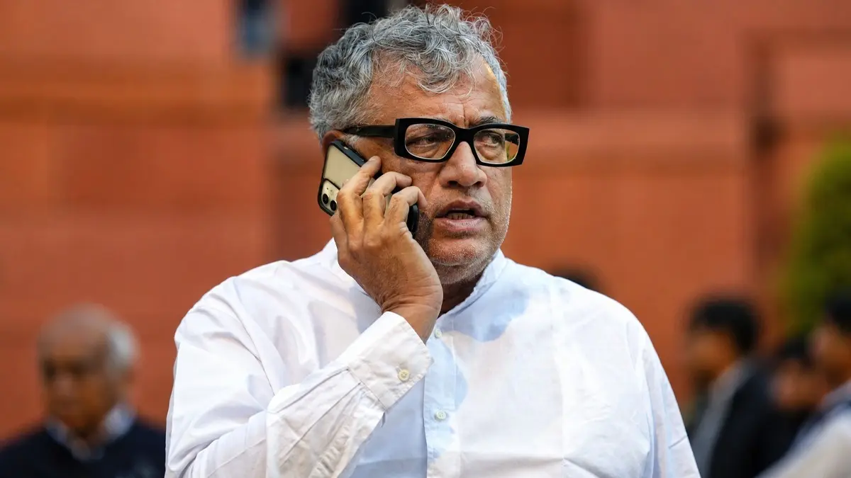 Camac Street Scuffle: TMC MP Derek O’Brien Skips Police Summons, Served Fresh Notice Camac Street Scuffle: TMC MP Derek O’Brien Skips Police Summons, Served Fresh Notice