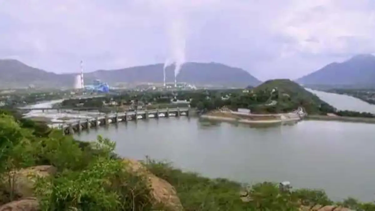 Cauvery Row: CWMA Orders Karnataka To Release 12,000 Cusecs Daily To Tamil Nadu For 15 Days From August 12 Cauvery Row: CWMA Orders Karnataka To Release 12,000 Cusecs Daily To Tamil Nadu For 15 Days From August 12