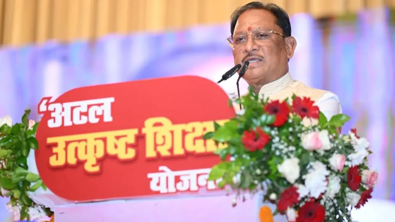 श्रमिक परिवारों के बच्चों को मिल रही उत्कृष्ट शिक्षा, उनके सपनों को पंख देना हमारी प्राथमिकता: मुख्यमंत्री विष्णु देव साय छत्तीसगढ़ के मुख्यमंत्री विष्णु देव साय