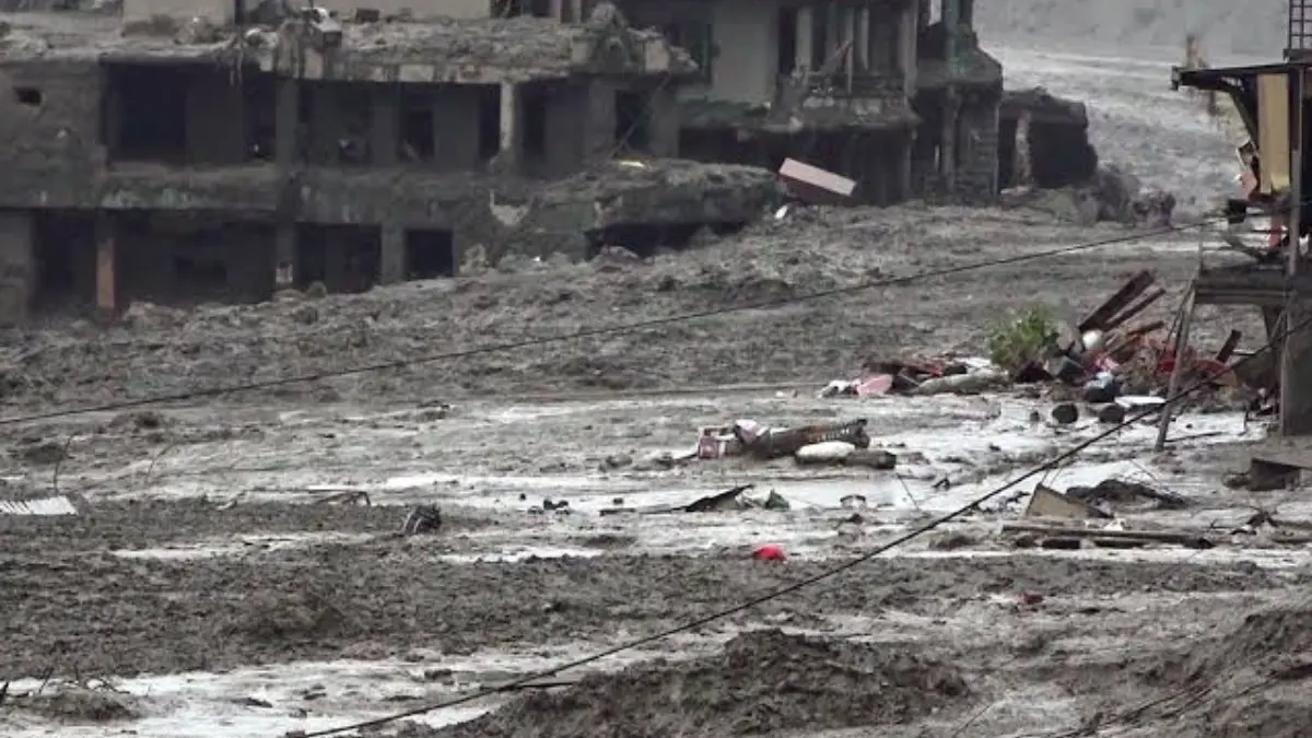 Nepal Flash Floods: 390 Dead, 1,400 Missing; 84 Indian Nationals Rescued As Massive Search And Rescue Operations Continue Death Toll Reaches 389 in Nepal's Bhote Koshi Flood, 977 People Missing