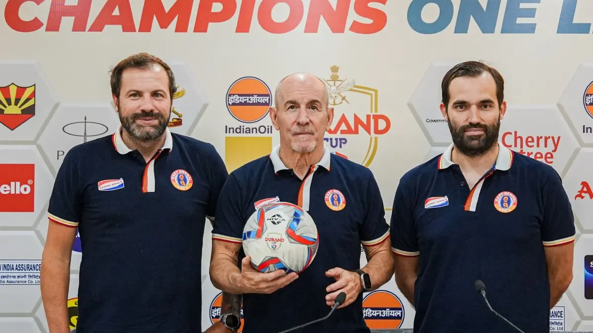 Kolkata Derby: Antonio Lopez Habas Demands Dominance, East Bengal Eye Statement Win in Durand Cup Final vs Mohun Bagan Super Giant East Bengal head coach Antonio Lopez Habas