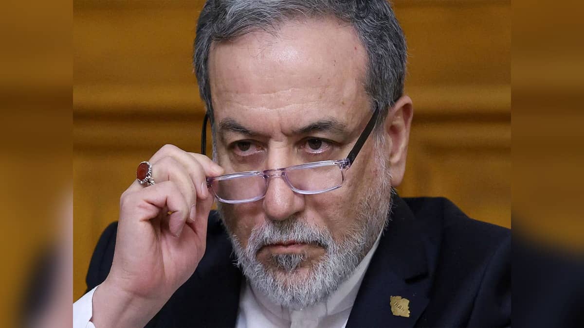 Economic D-Day: Diversion from America's Own Crisis, Says Iranian FM Araghchi