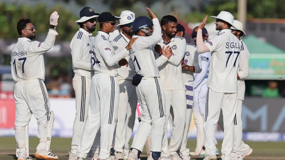 IND vs SL Test: टीम इंडिया जीत के करीब, बैकफुट पर श्रीलंका, सुथार की फिरकी में फंसा श्रीलंका IND vs SL Test 5TH days