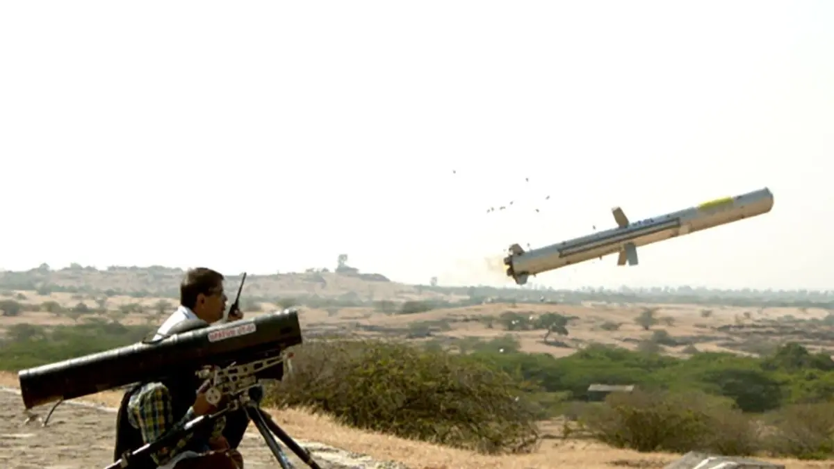 Javelin missiles: बटन दबाते ही भस्म होंगे दुश्मन के ठिकाने, अमेरिका से भारत आ रही खतरनाक मिसाइल, 292 करोड़ की डील पक्की India and US sign Rs 292 crore deal for buying Javelin missiles indian army