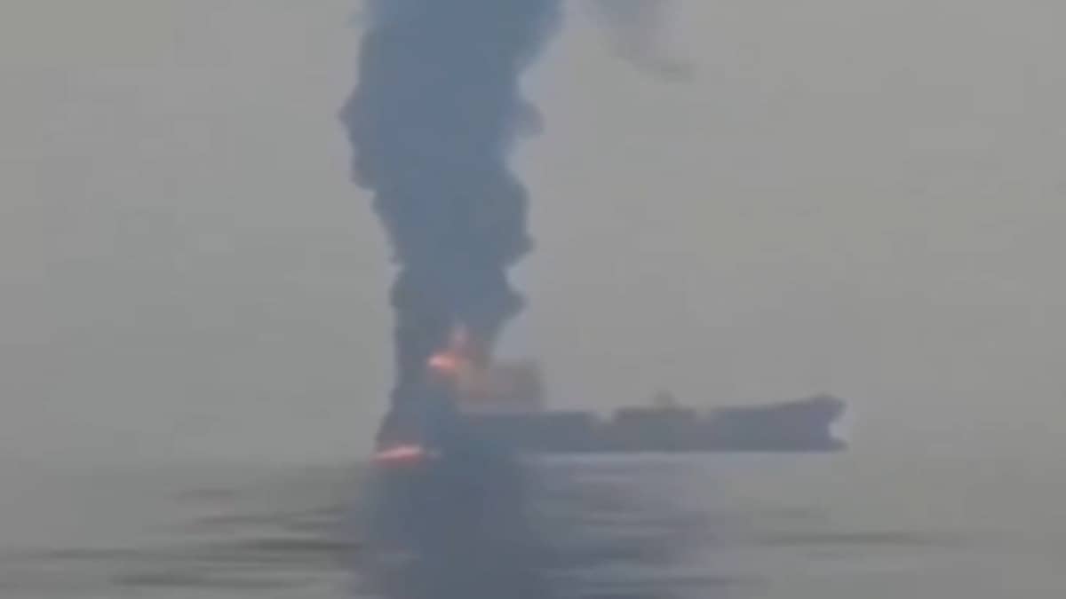 India-Flagged Cargo Ship Sinks Off Yemen Coast After Explosive Boat Attack