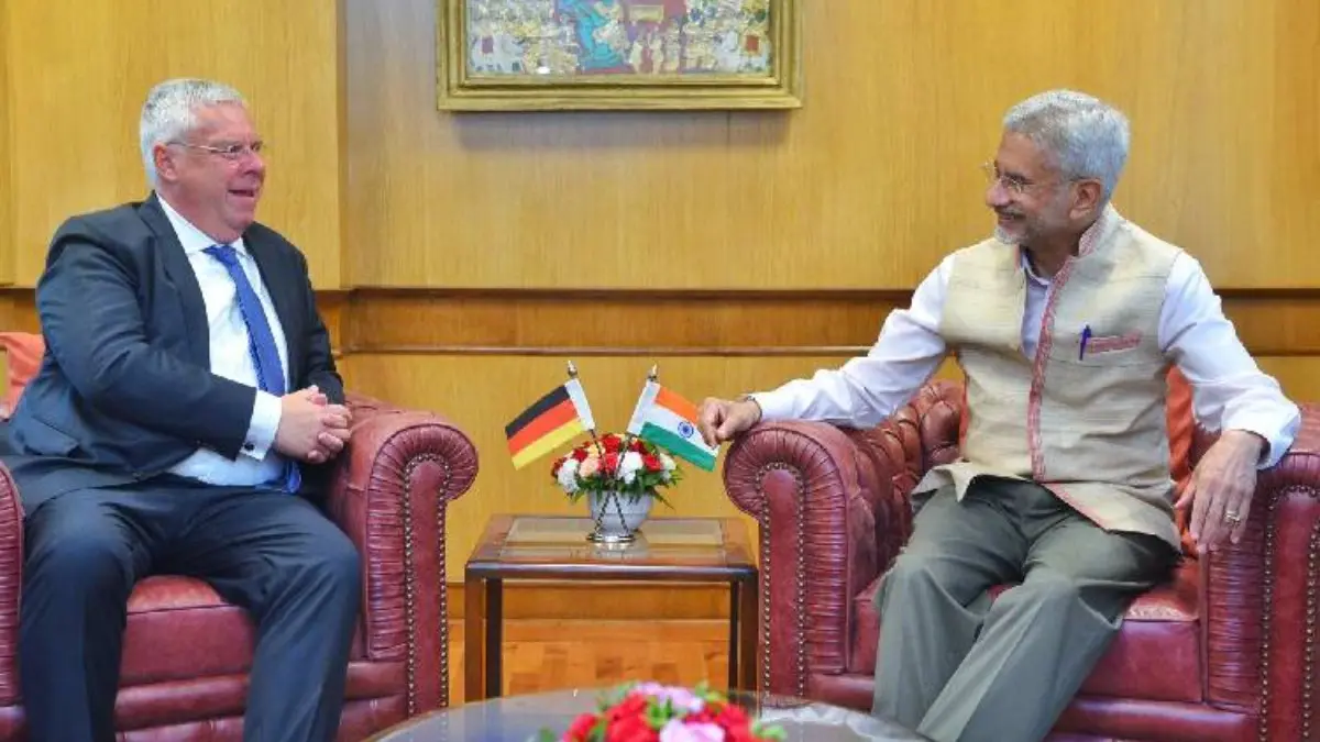 Jaishankar Extends Wishes to Ukraine on Independence Day; Expresses Optimism for Deepening Ties Jaishankar Extends Wishes to Ukraine on Independence Day; Expresses Optimism for Deepening Ties
