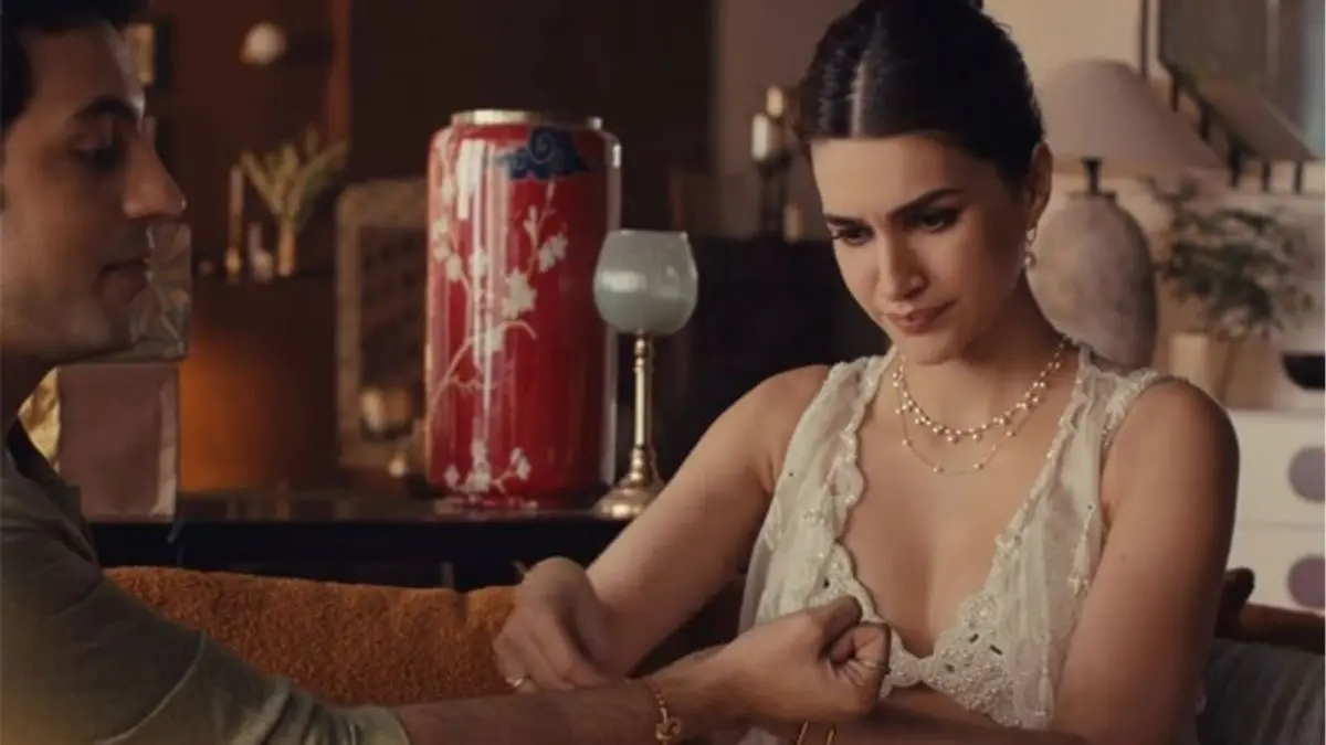 Jewellery Brand GIVA Withdraws Kriti Sanon Ad after Backlash Over Portrayal of Cultural Sentiments Jewellery Brand GIVA Withdraws Kriti Sanon Ad after Backlash Over Portrayal of Cultural Sentiments