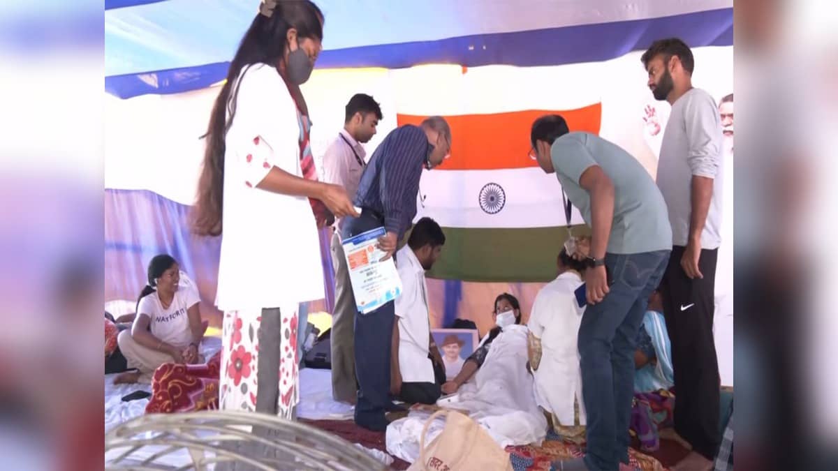 Jharkhand Exam Row: JPSC-JSSC Aspirants Intensify Protest on Day 19; Medical Team Visit Site for Checkup