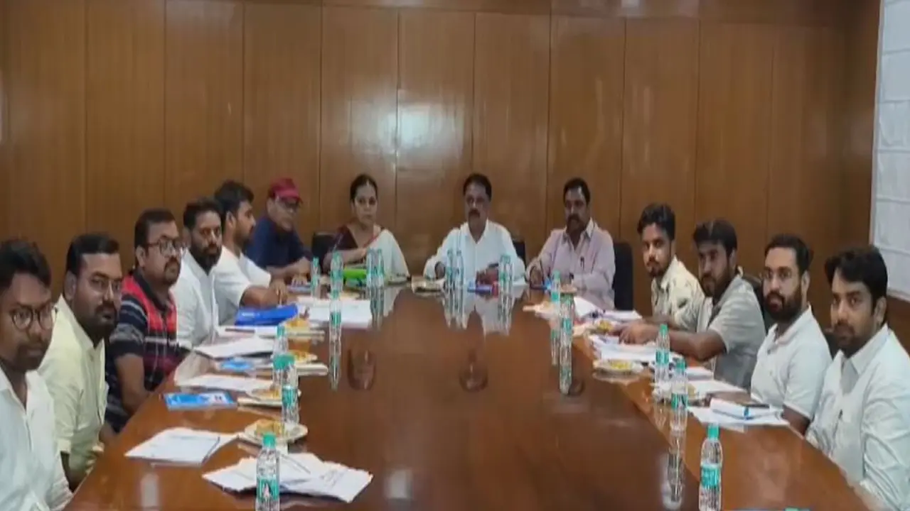 Jharkhand Govt Holds Fresh Round of Talks with JPSC-JSSC Aspirants' Delegation Jharkhand Govt Holds Fresh Round of Talks with JPSC-JSSC Aspirants' Delegation