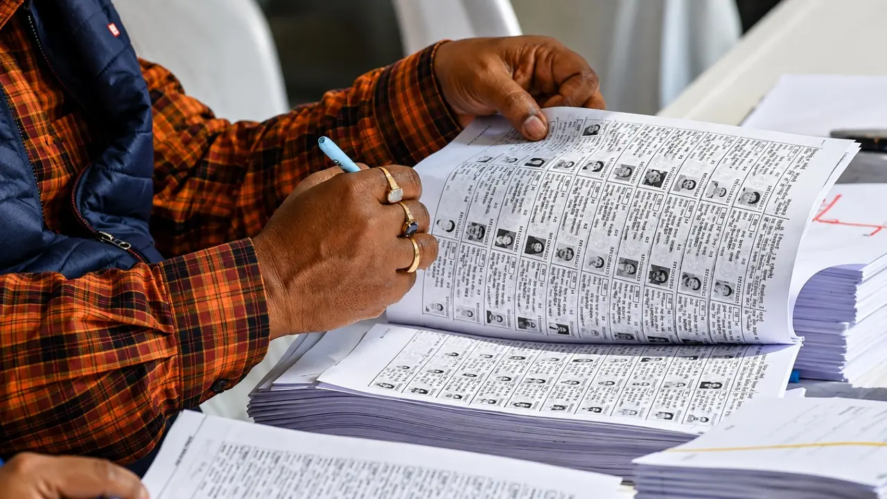Delhi Chief Electoral Office Releases First Draft Electoral Roll After Major Verification Exercise Delhi Chief Electoral Office Releases First Draft Electoral Roll After Major Verification Exercise