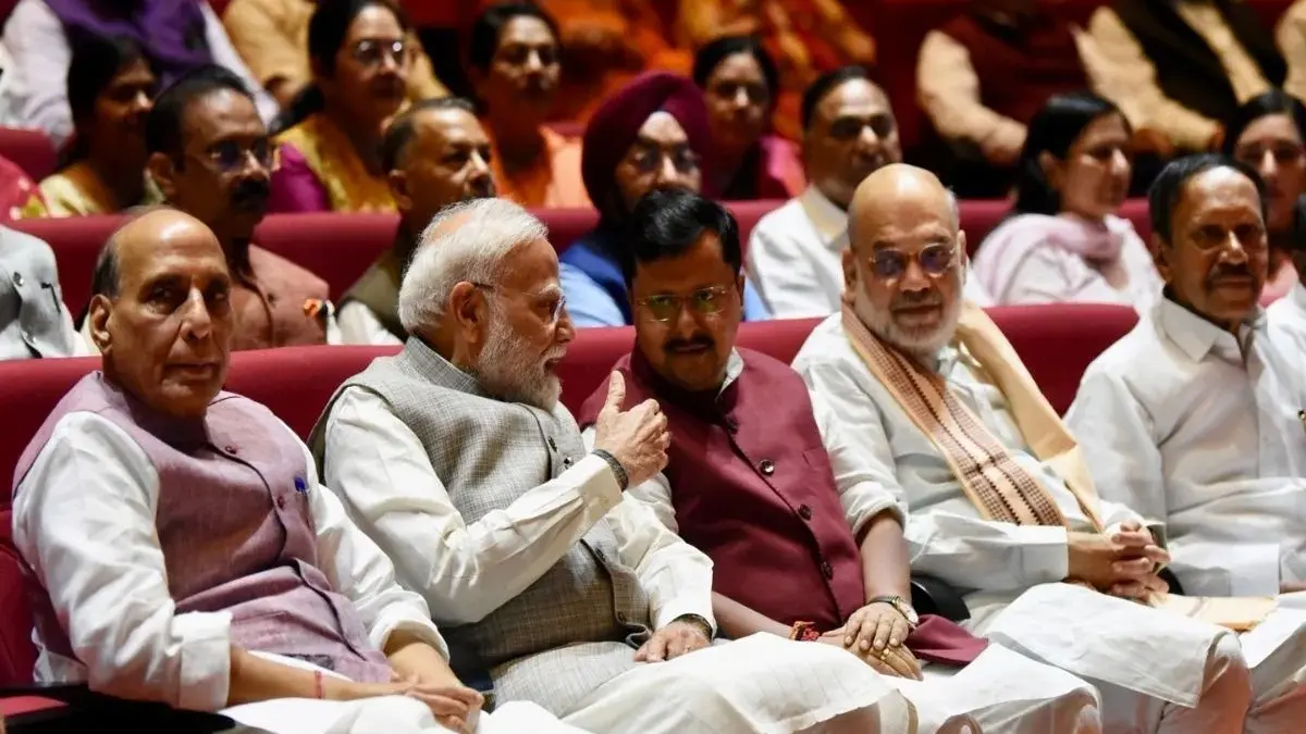 Parliament Monsoon session: NDA की 'मंगल मिलन' बैठक में शामिल हुए PM मोदी, मानसून सत्र के लिए आगे की रणनीति पर हुई चर्चा NDA's Mangal Milan Meeting