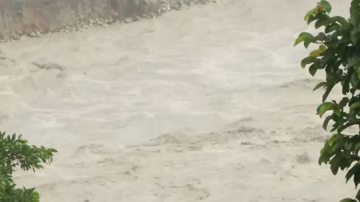 Nepal Flash Floods: Rescue Operations Halted in Trishuli as Heavy Rain Raises River Level Nepal Flash Floods: Rescue Operations Halted in Trishuli as Heavy Rain Raises River Level