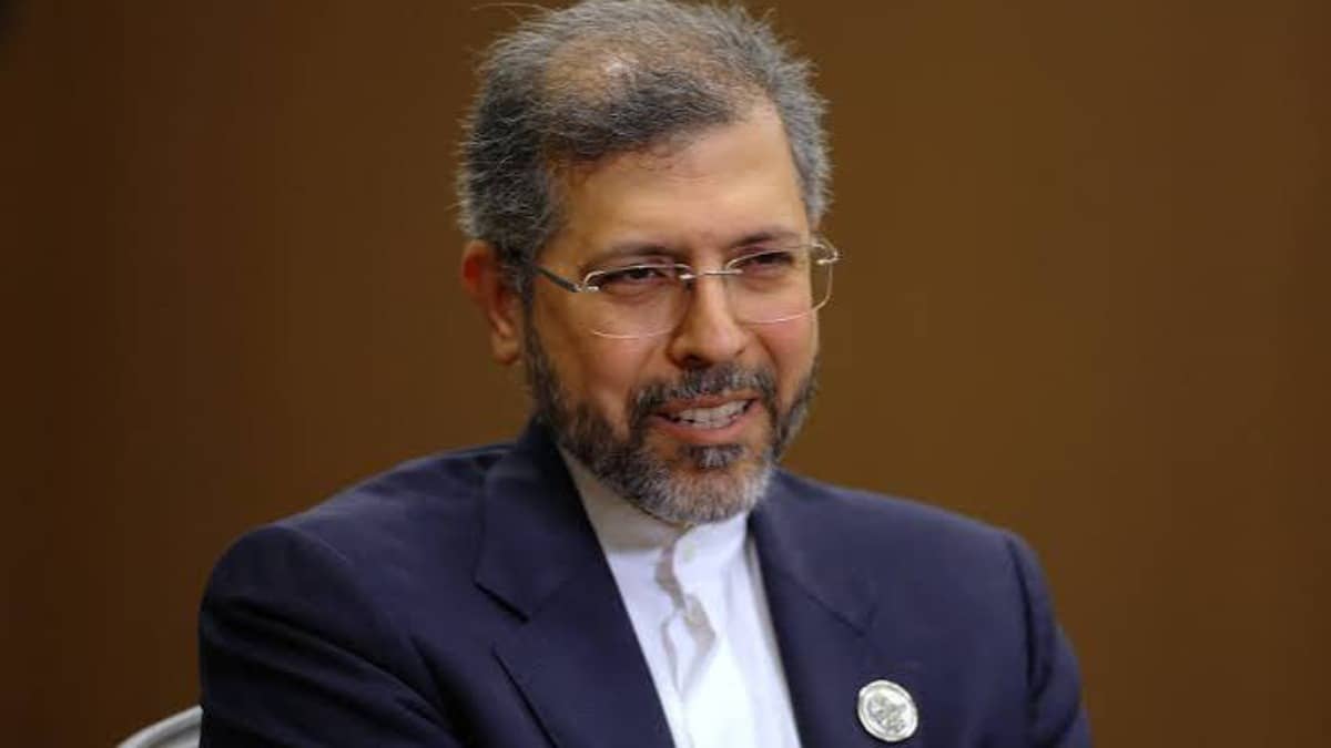 'Not Open Tomorrow': Iran Deputy FM Says Temporary Oman Route Isn't Strait of Hormuz Reopening