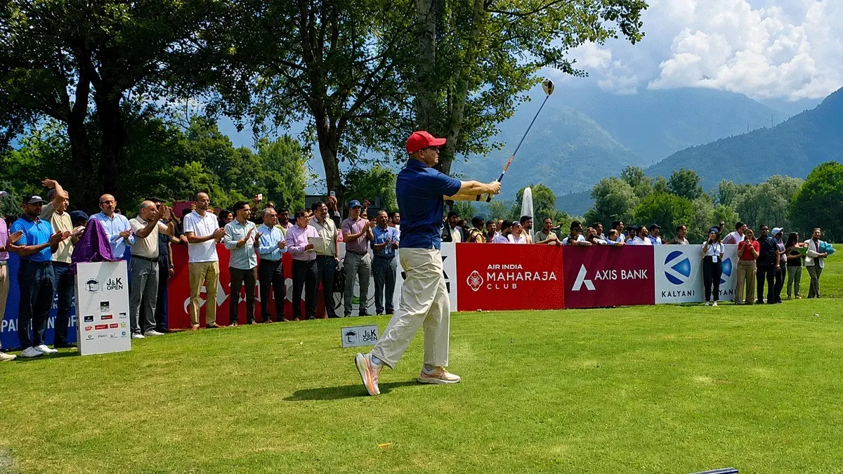 Omar Abdullah Drives Golf Into Kashmir’s Tourism Calendar, Seeks Continuity, Academy, and Stronger Sports Infrastructure Omar Abdullah Drives Golf Into Kashmir’s Tourism Calendar, Seeks Continuity, Academy, and Stronger Sports Infrastructure