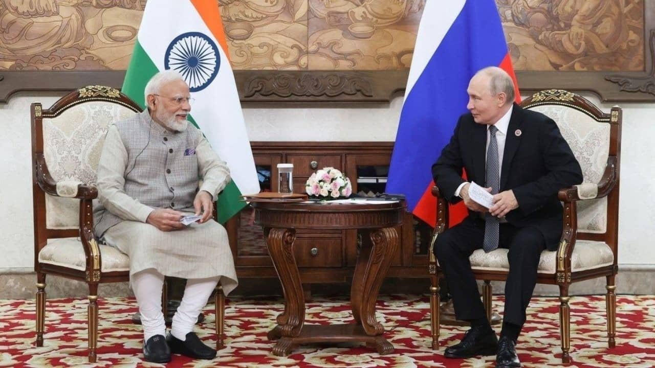 PM मोदी और राष्ट्रपति पुतिन के बीच अहम मुलाकात