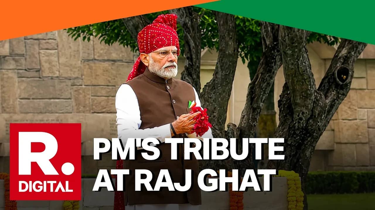 PM Modi at Raj Ghat