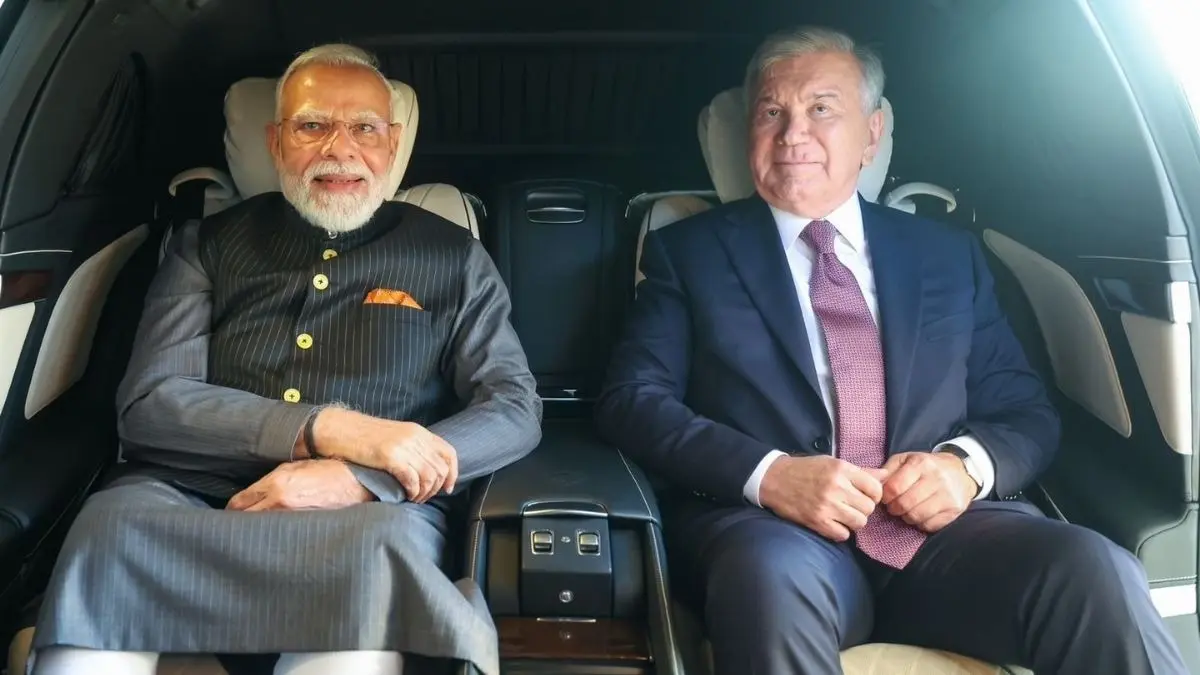 PM मोदी दो दिवसीय दौरे पर ताशकंद पहुंचे, एयरपोर्ट पर हुआ भव्य स्वागत, उज्बेकिस्तान पार्क में दी श्रद्धांजलि; PHOTOS PM Modi In Tashkent Uzbekistan