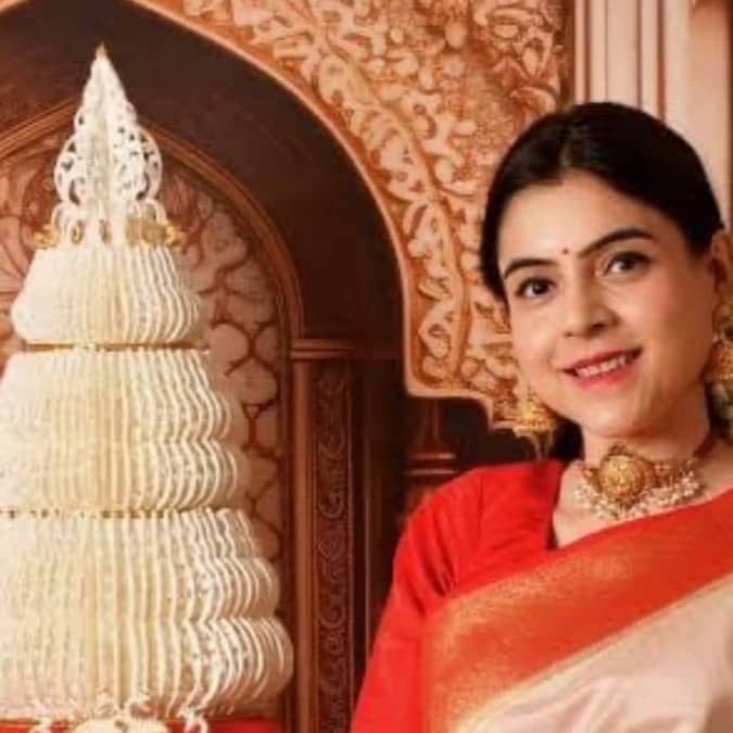 Pune Artist Prachi Dhabal Deb Wins Global Royal Icing Cake Artist Of The Year 2026 In Australia