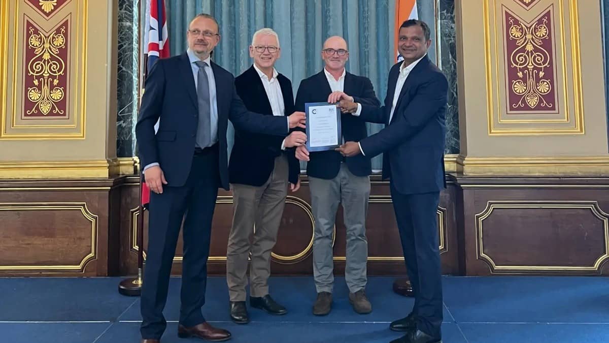 Rajesh Dandotiya Becomes First Police Officer From Indore Police Commissionerate To Complete Prestigious Chevening Cyber Security Fellowship