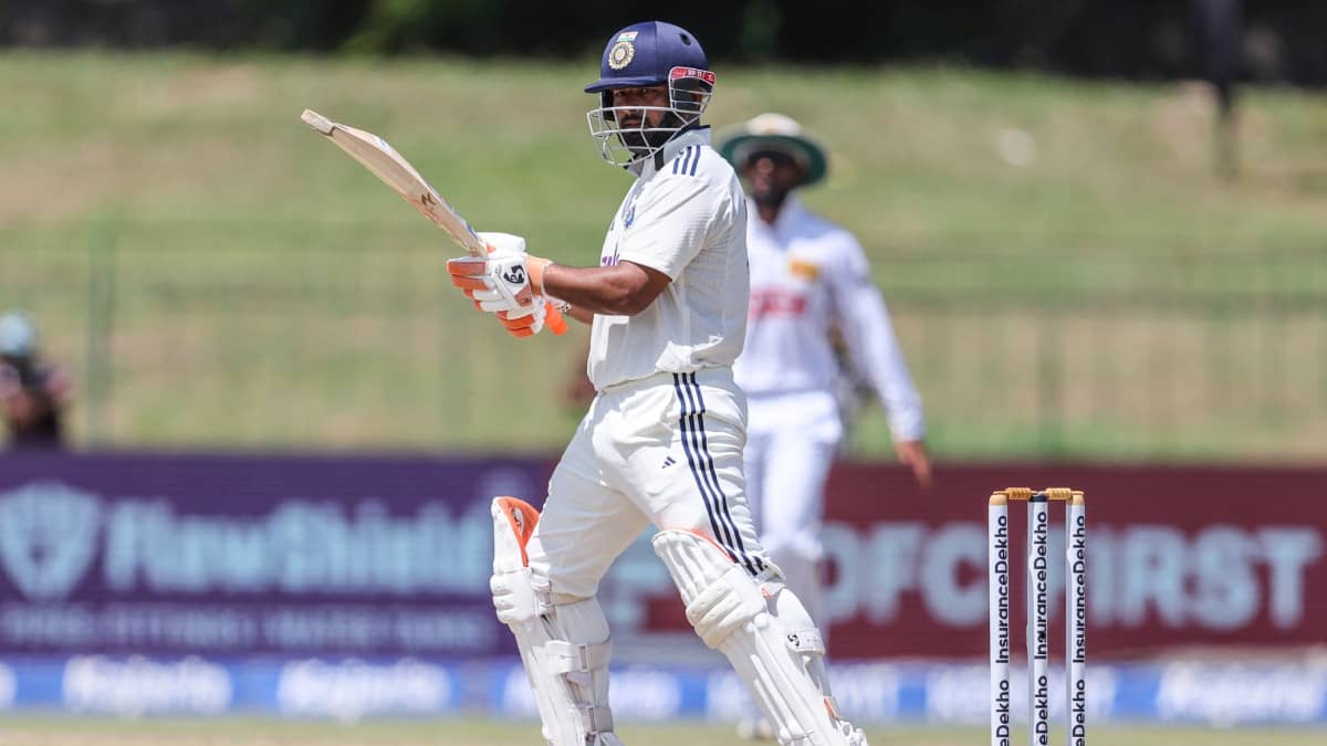 Rishabh Pant in action