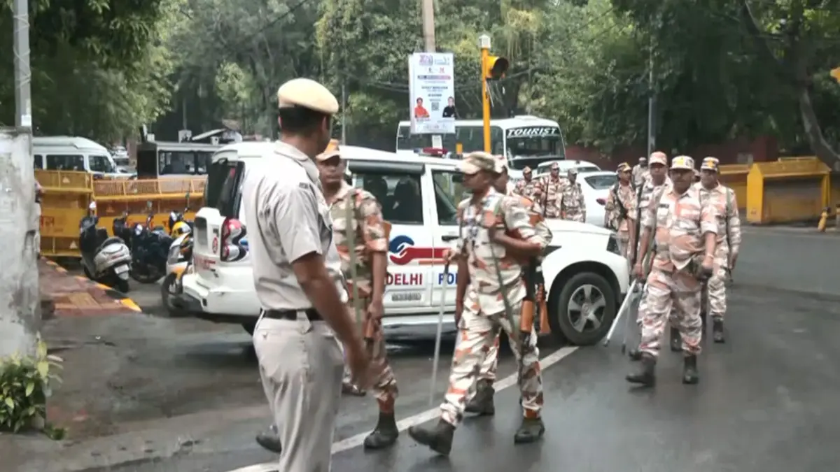 Security Heightened Outside Delhi's Shah Auditorium; Police Deny Permission for Anti-Reservation Protest Security Heightened Outside Delhi's Shah Auditorium; Police Deny Permission for Anti-Reservation Protest