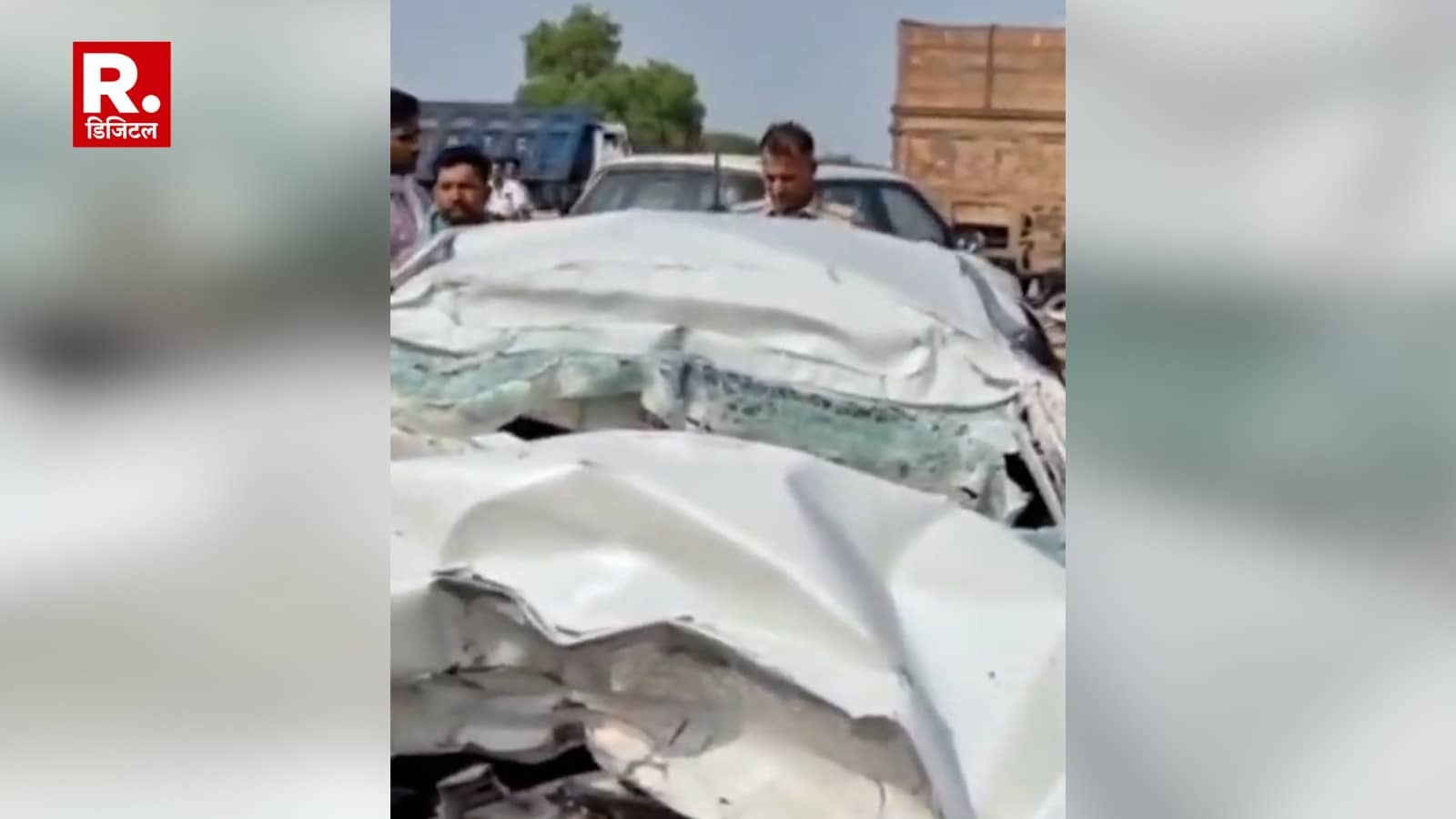  श्रीकरणपुर से बीकानेर जा रही कार दुर्घटनाग्रस्त