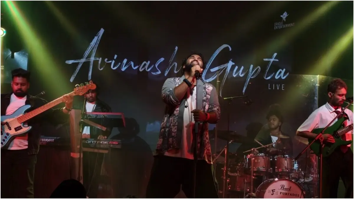 Rewinding The Magic: Avinash Gupta’s Cassettes & CDs Nostalgia Singer Anivash Gupta performed at The Piano Man