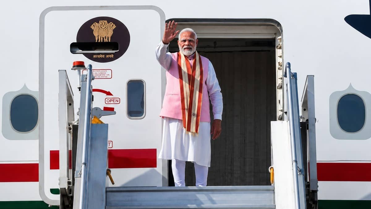 'Strengthening Strategic Ties': PM Modi Embarks on 4-Day Visit to Uzbekistan, Kyrgyzstan