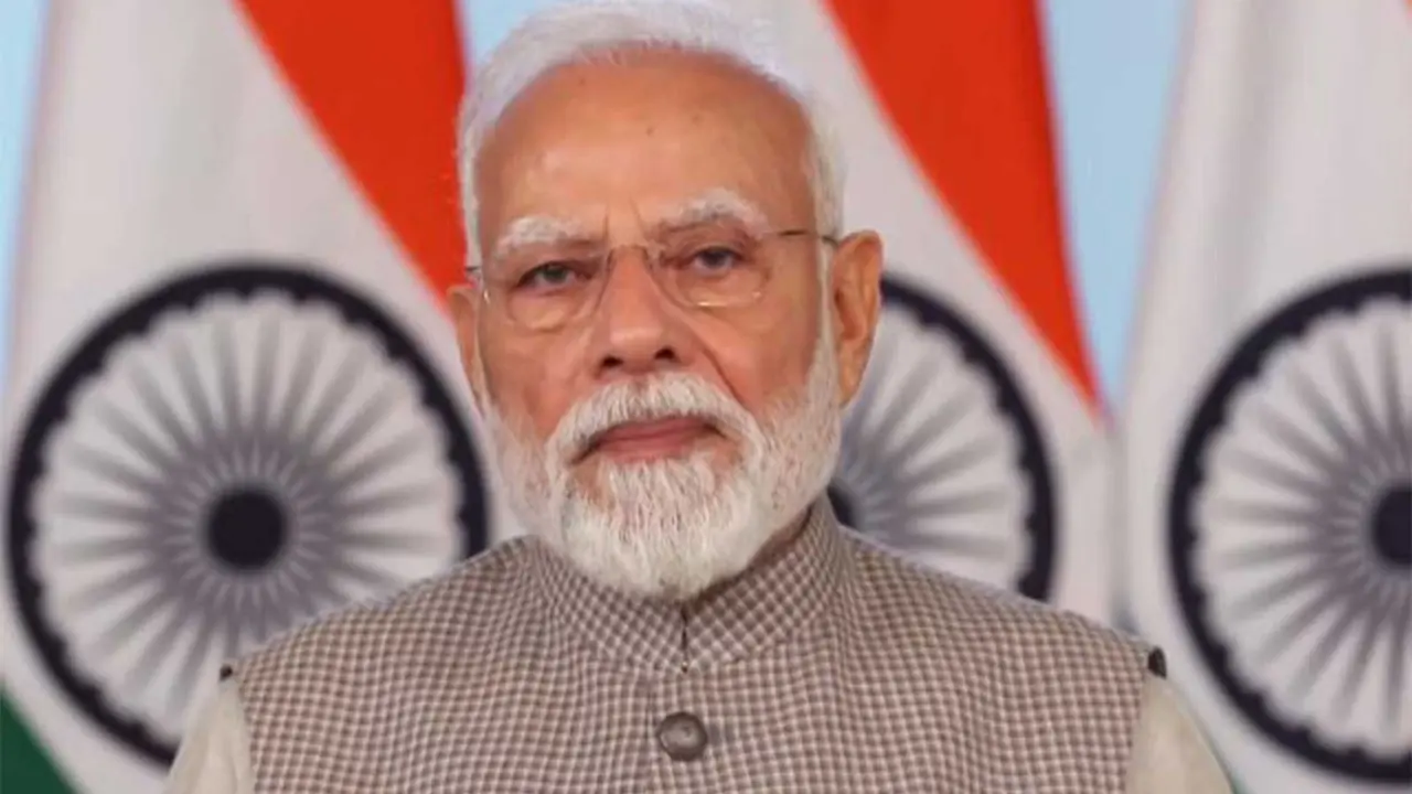'विकसित भारत के लिए युवाओं का नशा मुक्त होना जरूरी, इसकी लत भविष्य को तबाह करती है', पीएम मोदी का Gen-Z से किया सीधा संवाद; की ये बड़ी अपील Strict action against drug traffickers, arrests up manyfold: PM Modi at 'Nasha Mukta Yuva Abhiyaan'