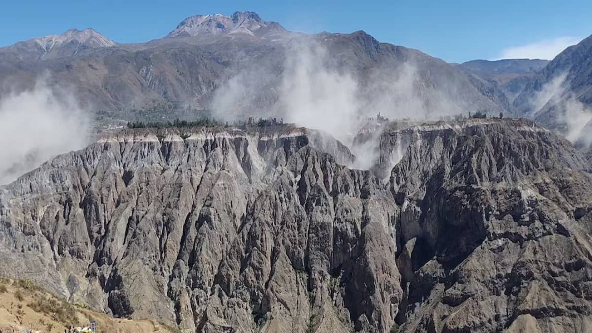 Strong earthquake strikes central Peru, no damage reported