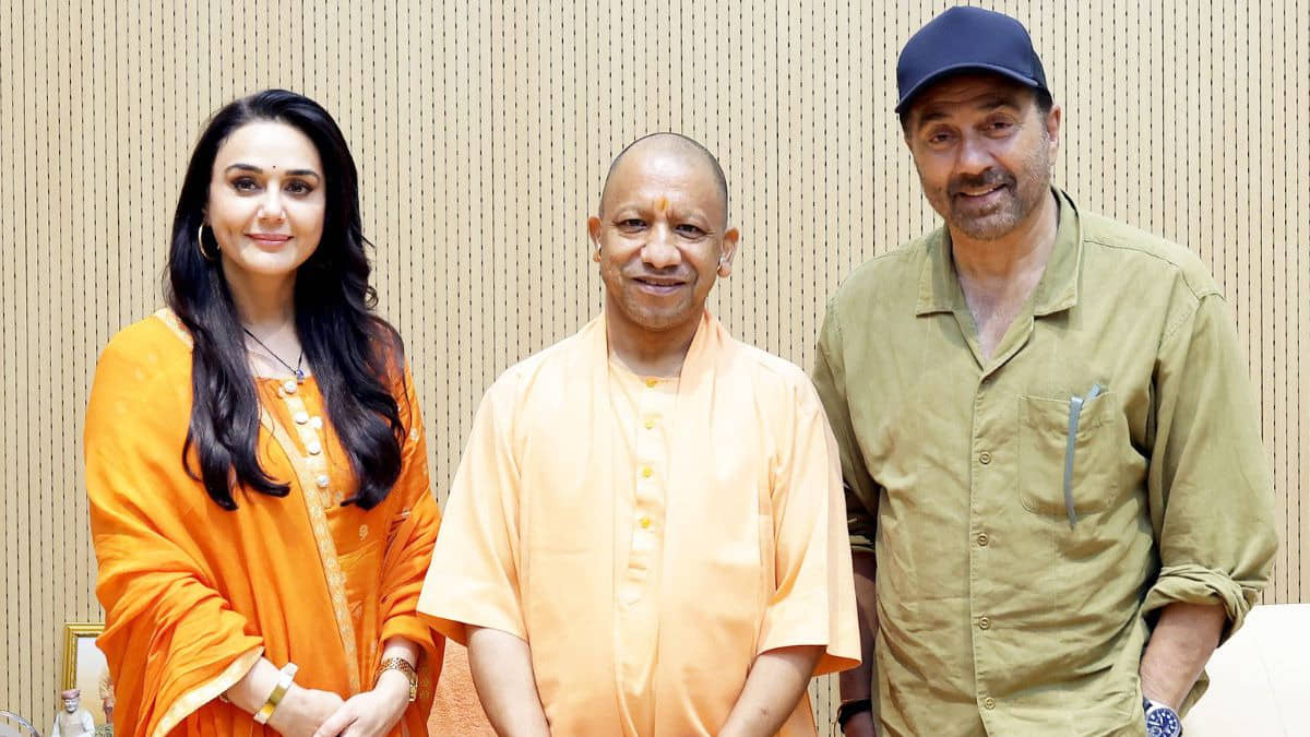 Sunny Deol Preity Zinta met CM Yogi amid Batwara 1947 Promotion 