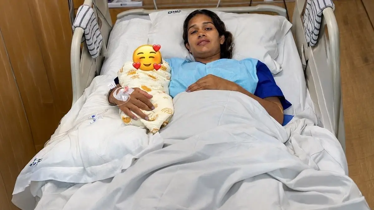 दंगल गर्ल बबीता फोगाट दूसरी बार बनी मां, बेटी को दिया जन्म; शिवरात्रि पर शेयर की न्यूबॉर्न बेबी की पहली फोटो दंगल गर्ल बबीता फोगाट दूसरी बार बनी मां