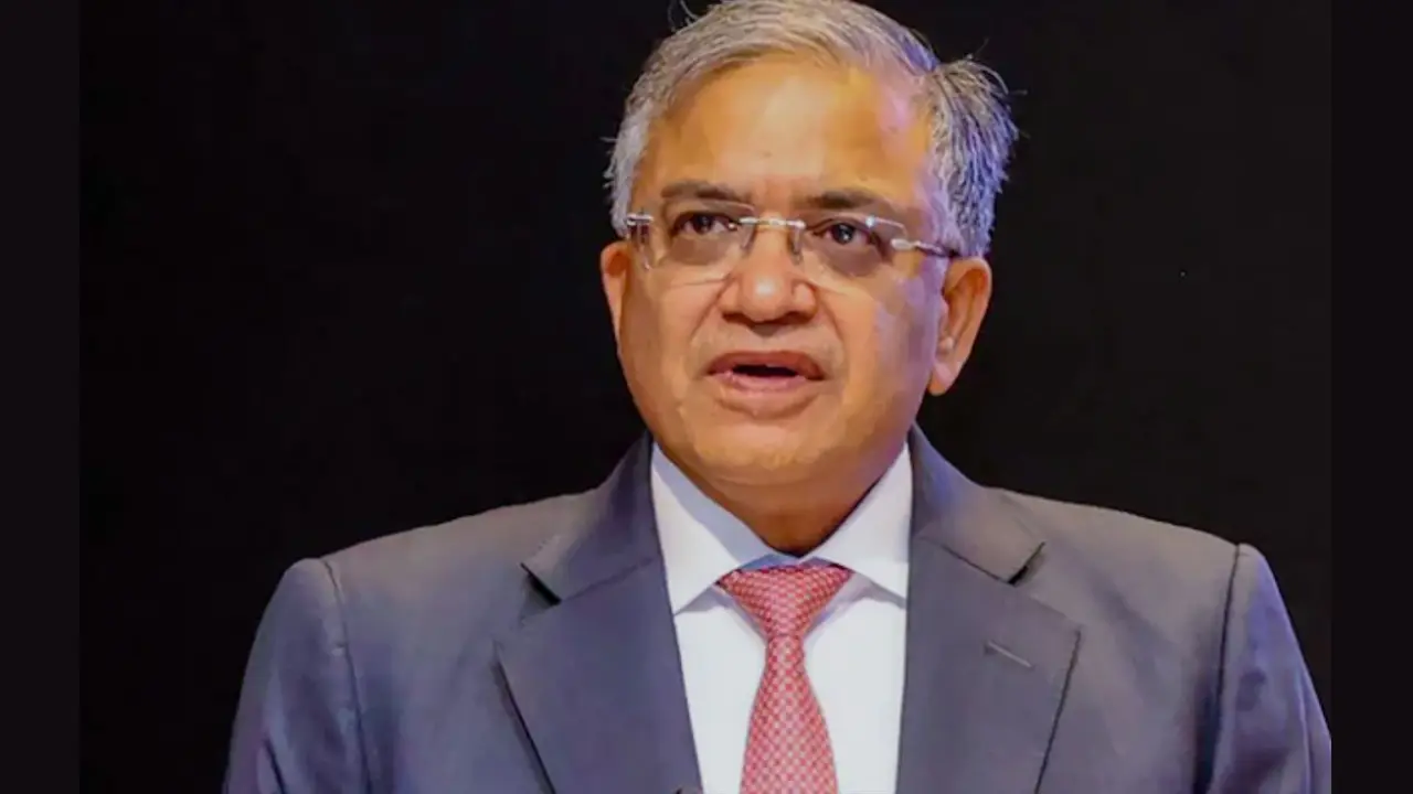Opposition Parties to Move Impeachment Motion Notice Against CEC Gyanesh Kumar in Parliament: Sources Opps to Move Impeachment Motion Notice Against CEC Gyanesh Kumar
