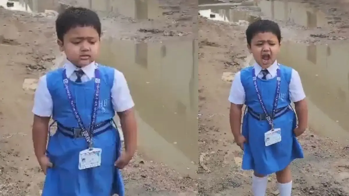 VIDEO: 'DM अंकल सड़क बनवा दीजिए...', बाराबंकी की मासूम बच्ची ने किया डिमांड; वीडियो हो रहा VIRAL VIDEO: 'DM अंकल सड़क बनवा दीजिए...', बाराबंकी की मासूम बच्ची ने किया डिमांड; वीडियो हो रहा VIRAL