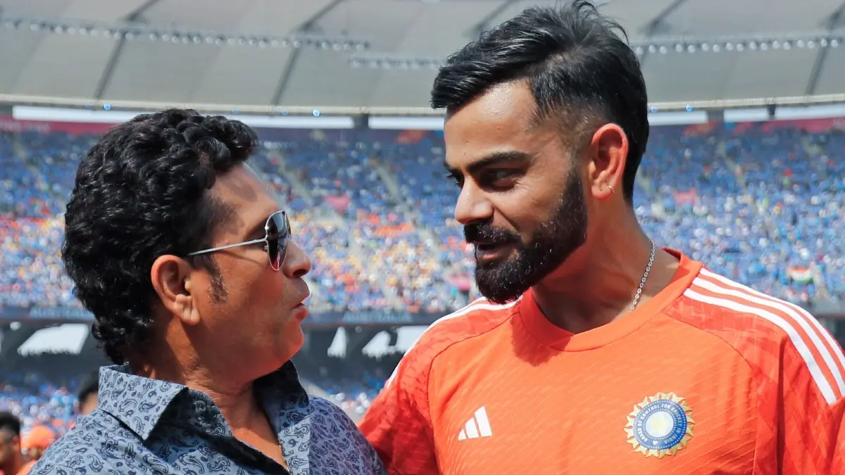 Why AB de Villiers Ranks Virat Kohli Ahead of Sachin Tendulkar In Overseas Conditions? Here's What You Need To Know Virat Kohli and Sachin Tendulkar