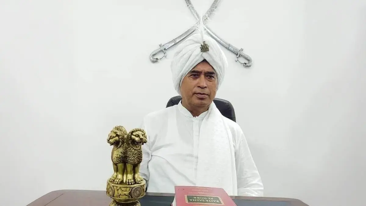 West Bengal Government Withdraws Banga Bibhushan from BJP MP Ananta Maharaj Over Remarks on Netaji West Bengal Government Withdraws Banga Bibhushan from BJP MP Ananta Maharaj Over Remarks on Netaji