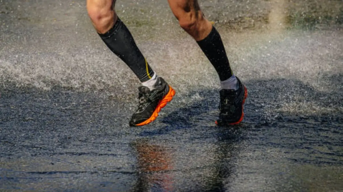 Constant Rain Disrupting Workouts? Here's Fitness Habits To Adapt In The Monsoon Workout tips in monsoon
