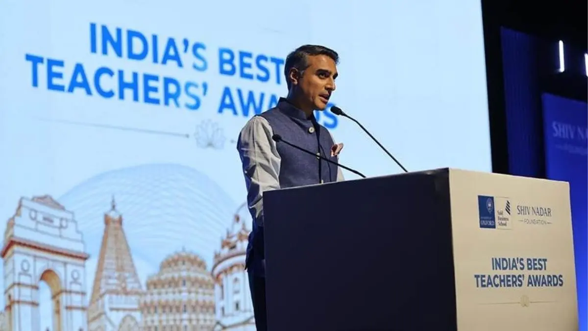 16 School Teachers Recognised for Excellence at India’s Best Teachers’ Awards 2026 16 School Teachers Recognised for Excellence at India’s Best Teachers’ Awards 2026