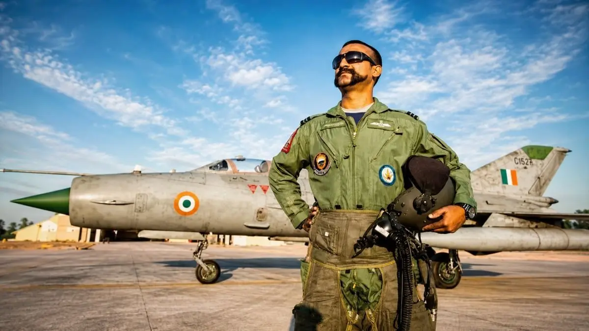 Abhinandan Varthaman: पाकिस्तान के छक्के छुड़ाने वाले 'हीरो' विंग कमांडर अभिनंदन का IAF से रिटायरमेंट, जानें अब कौन सी करेंगे जॉब Abhinandan Varthaman: पाकिस्तान के छक्के छुड़ाने वाले 'हीरो' विंग कमांडर अभिनंदन का IAF से रिटायरमेंट, जानें अब कौन सी करेंगे जॉब