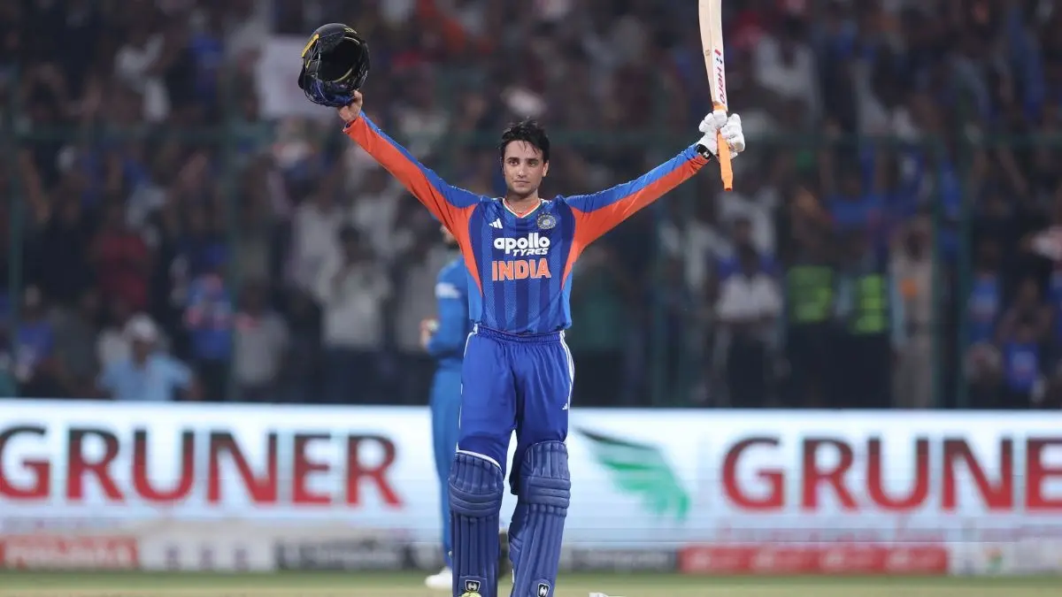 IND vs AFG 3rd T20: अभिषेक शर्मा ने रचा इतिहास; 30 गेंदों में जड़ा तूफानी शतक, कई दिग्गजों को छोड़ा पीछे Afghanistan vs India 3rd T20 Abhishek Sharma Fastest T20 hundreds