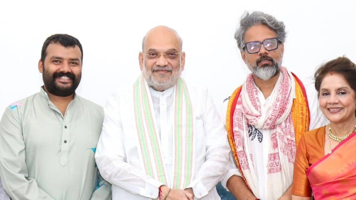 अमित शाह से मिली फिल्म ‘हनुमान अंश’ की कास्ट, नीम करोली बाबा की आध्यात्मिक यात्रा को फिल्म के जरिए जन-जन तक पहुंचाने पर दी बधाई