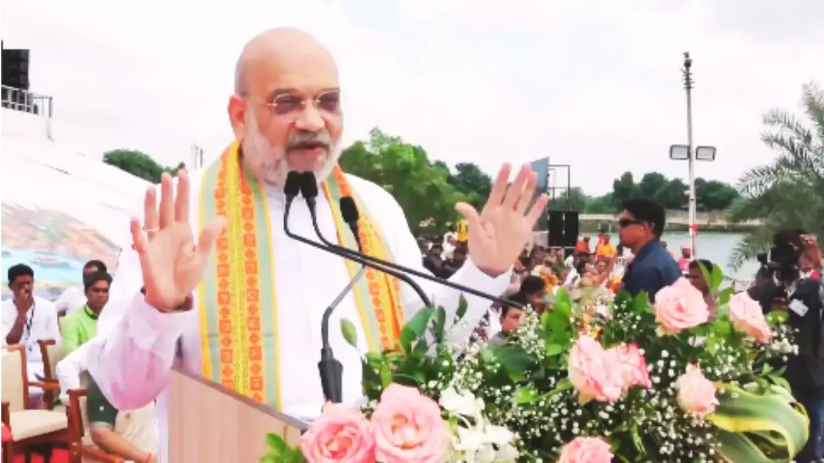 PM मोदी के जन्मदिन पर उनके पैतृक गांव पहुंचे अमित शाह, बोले- प्रधानमंत्री के जीवन के बारे में सभी को मालूम हो, ताकि सैंकड़ों नरेंद्र मोदी निकले... Anit Shah