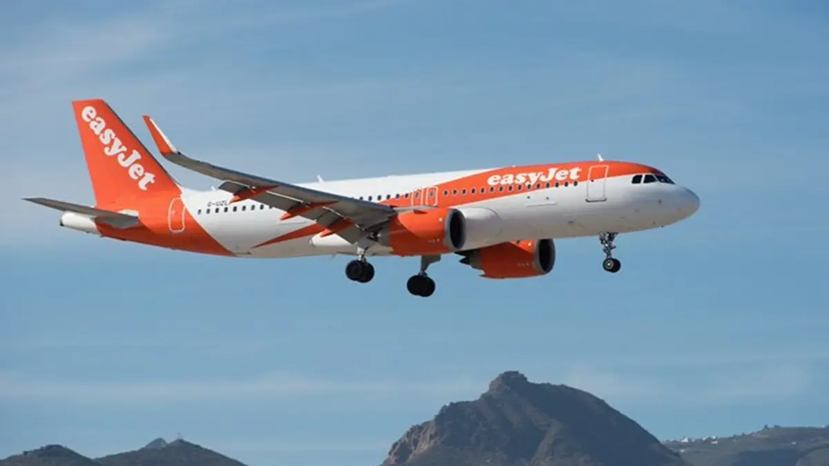 BREAKING: EasyJet Airbus From Manchester To Hamburg Declares Emergency Due To Fire BREAKING: EasyJet Airbus From Manchester To Hamburg Declares Emergency Due To Fire