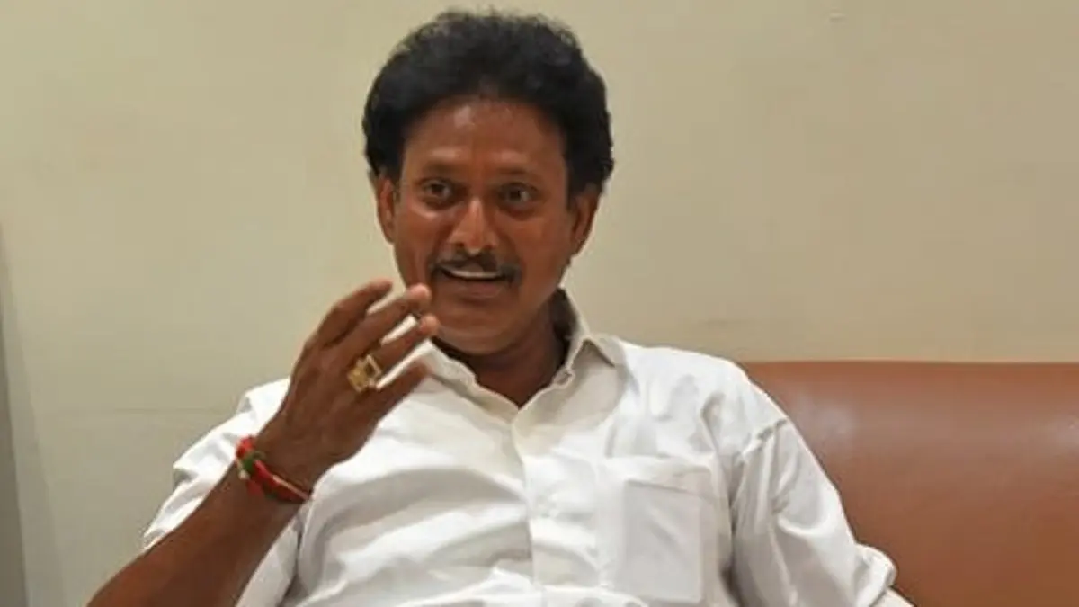 CCB Raids Former Tn Minister Anbil Mahesh Poyyamozhi’s Residence Over Alleged ₹100-Cr School Approval Scam CCB Raids Ex-TN Minister Anbil Mahesh in ₹100-Cr School Approval Scam