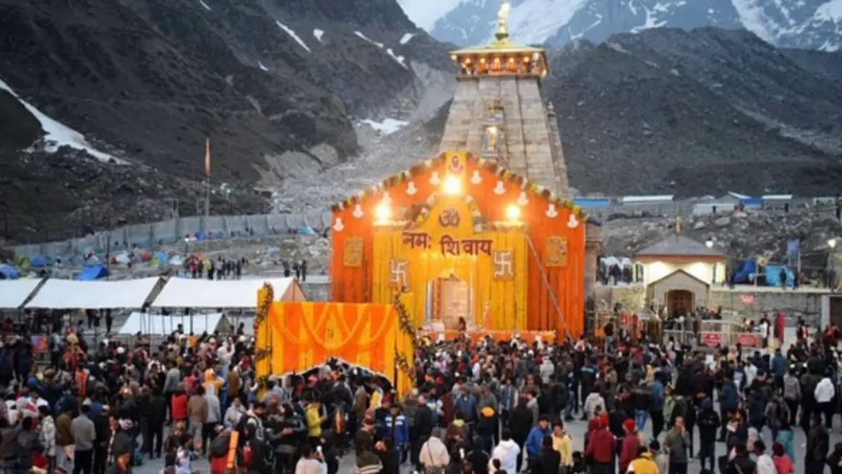 Char Dham Yatra Suspended for Two Days Amid Red Alert for Heavy Rain and Inclement Weather Char Dham Yatra Suspended for Two Days Amid Red Alert for Heavy Rain and Inclement Weather