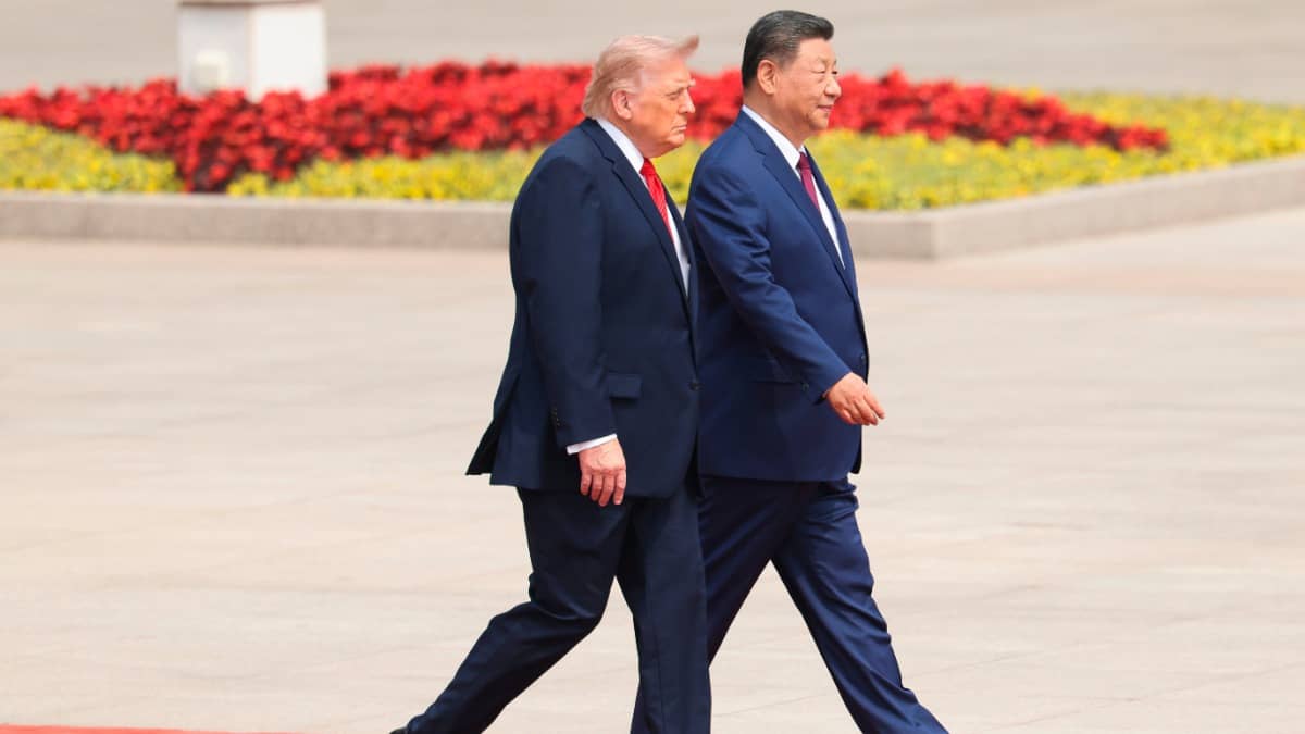 China's Xi Kicks Off State Visit to Washington on Wednesday with a Rare Planeside Welcome from Trump