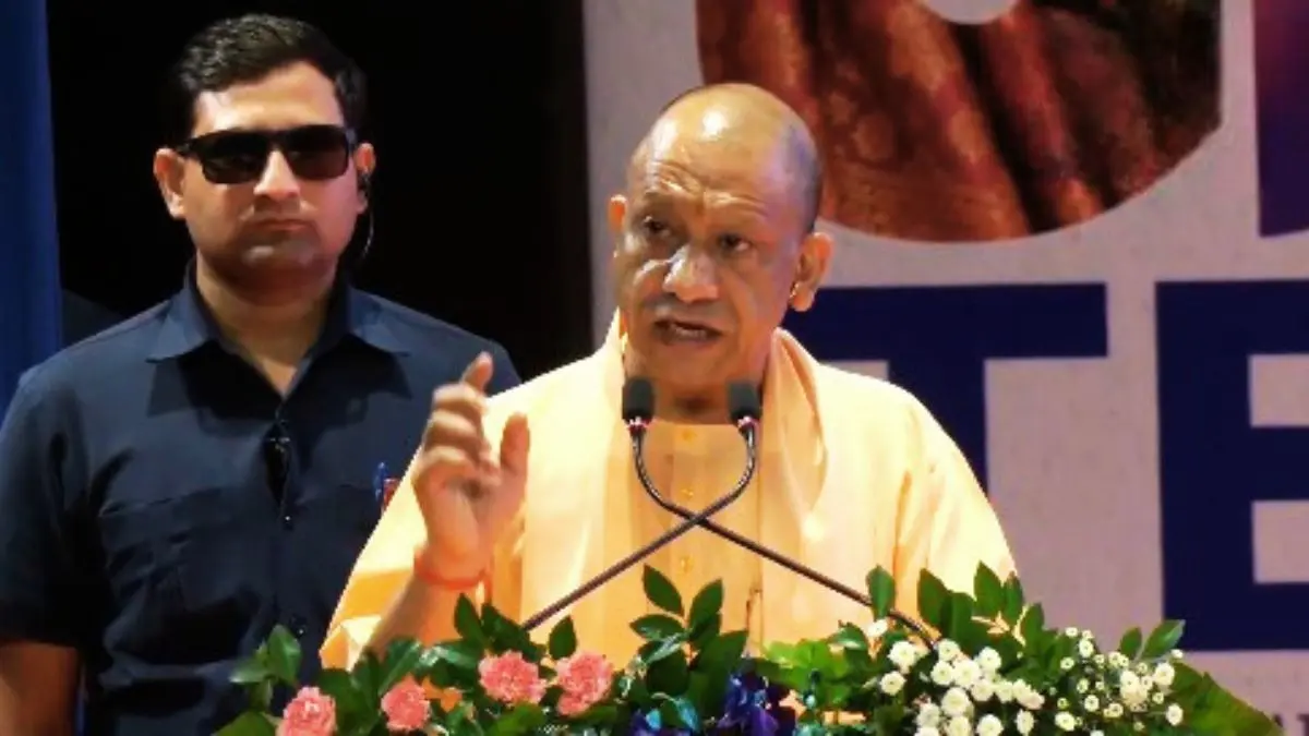 'माफिया बंदूकें लहराते थे, किसी भी जमीन पर हाथ रखकर कब्जा कर लेते थे', लखनऊ से CM योगी ने सपा पर साधा निशाना CM Yogi