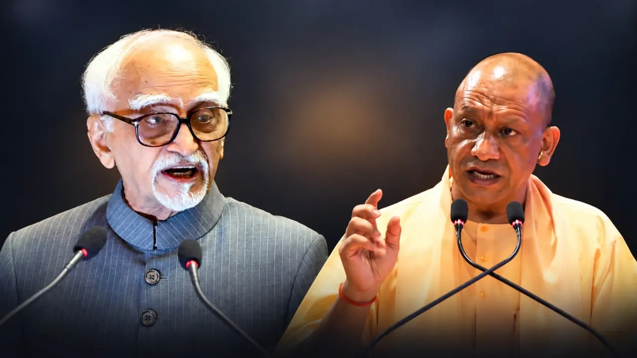 'सचमुच डरावनी बात कही, कुछ लोगों की फितरत हिंदू...', पूर्व उपराष्ट्रपति हामिद अंसारी के बयान पर भड़के CM योगी; किया करारा पलटवार CM Yogi lashes out at former Vice President Hamid Ansari