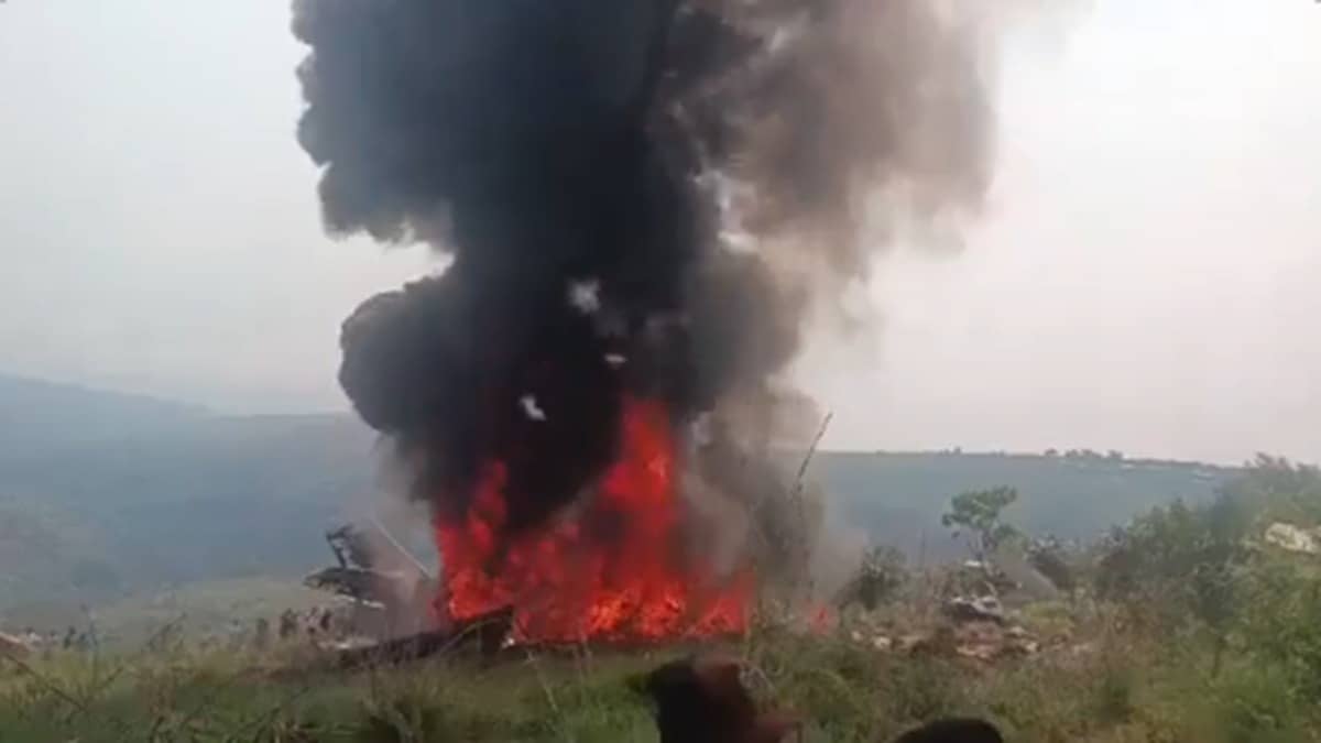 Congo Army Plane Crashes Into Homes In Kenge, 17 Dead Including Two Top Generals