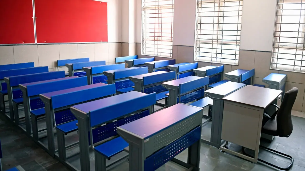 Dehradun Schools, Anganwadi Centres Closed Amid Heavy Rainfall Forecast Dehradun Schools, Anganwadi Centres Closed Amid Heavy Rainfall Forecast